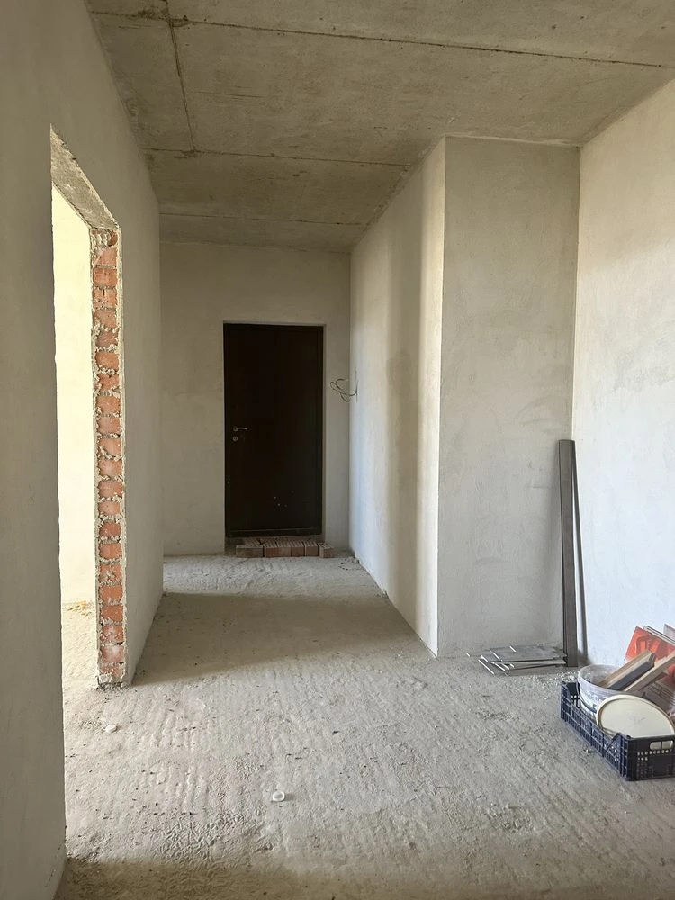2-room apartment St. 67 sq.m 8/8 building. Building 78 thousand UAH