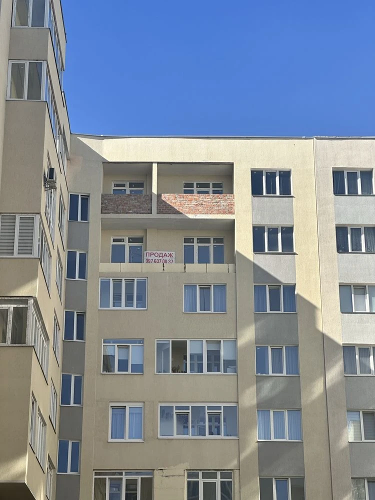 2-room apartment St. 67 sq.m 8/8 building. Building 78 thousand UAH