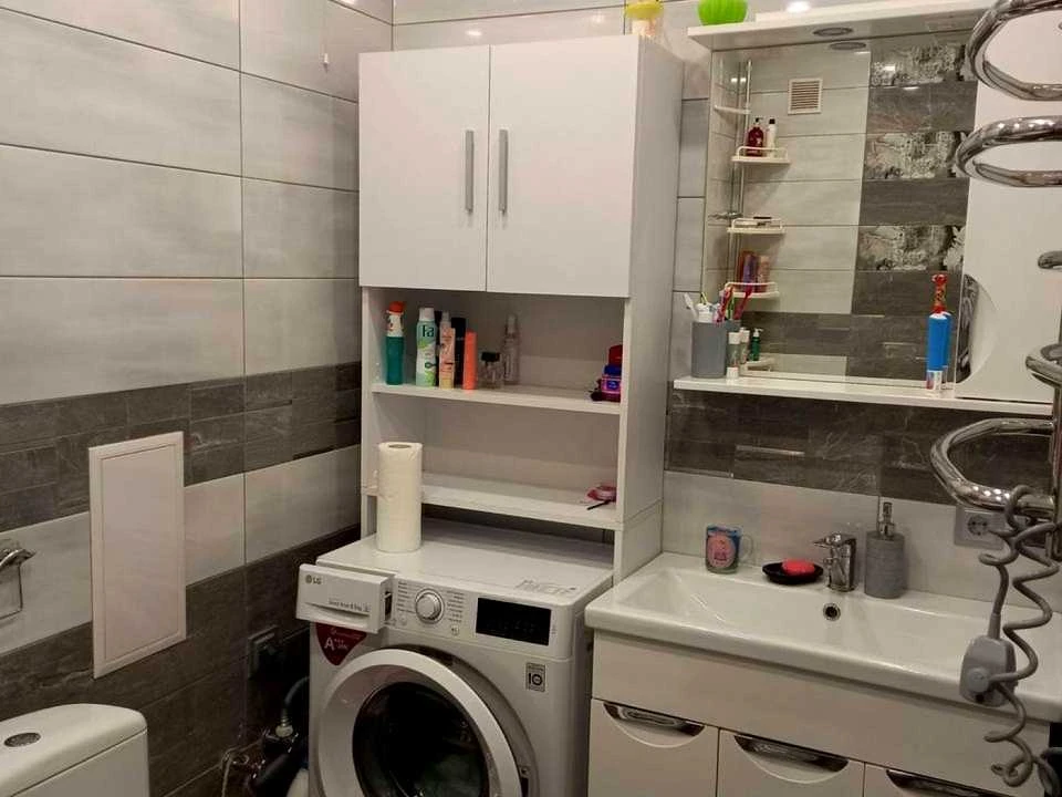 Apartment. Lviv, Ivan Poluya St.