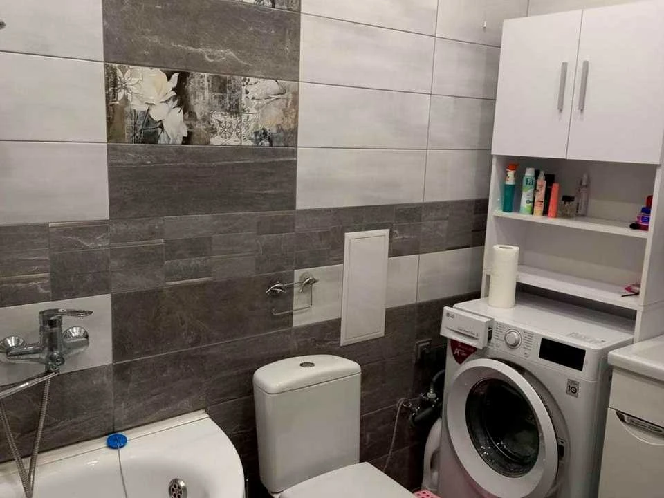 Apartment. Lviv, Ivan Poluya St.