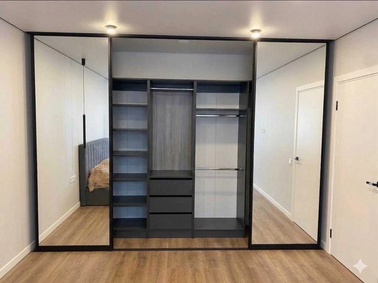 Sale of a spacious one-room apartment with a studio kitchen at
