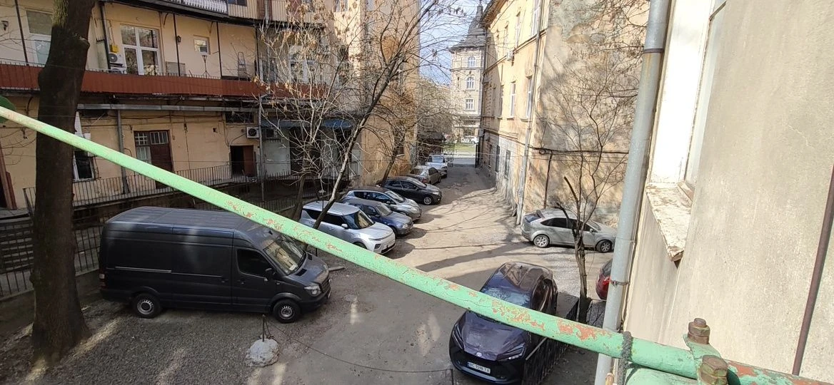 Продажа 2-к квартиры ул. Саксаганского 6, дом нотариусов, цен