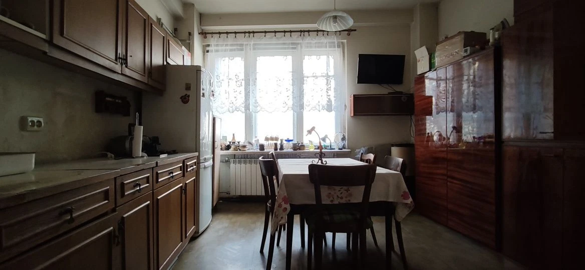 Продажа 2-к квартиры ул. Саксаганского 6, дом нотариусов, цен