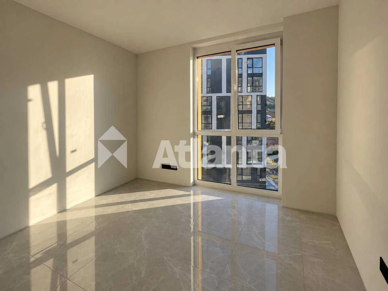 Sale of a 2-room apartment with renovation in residential complex "Veza" on St. Bohdana