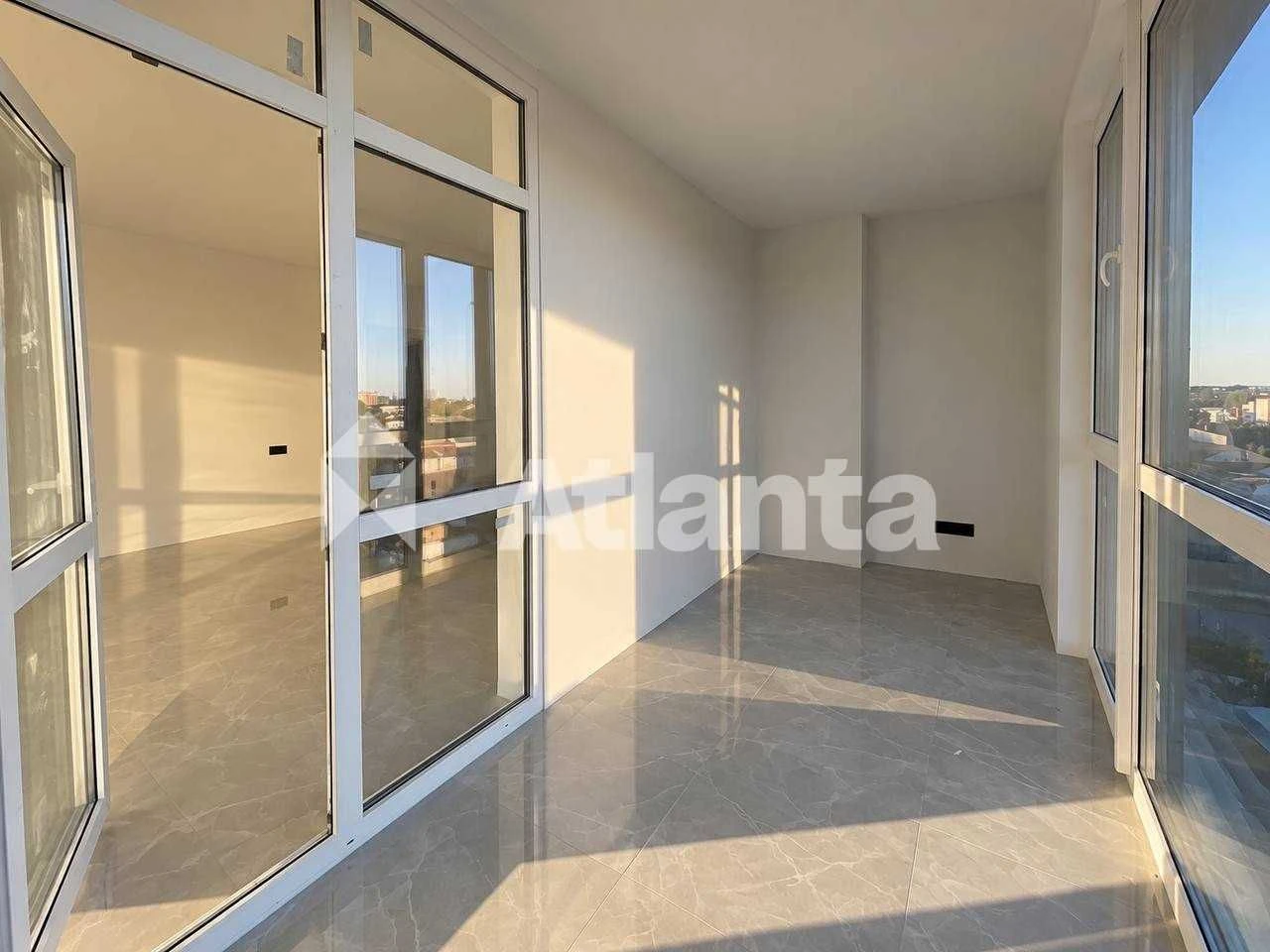 Sale of a 2-room apartment with renovation in residential complex "Veza" on St. Bohdana