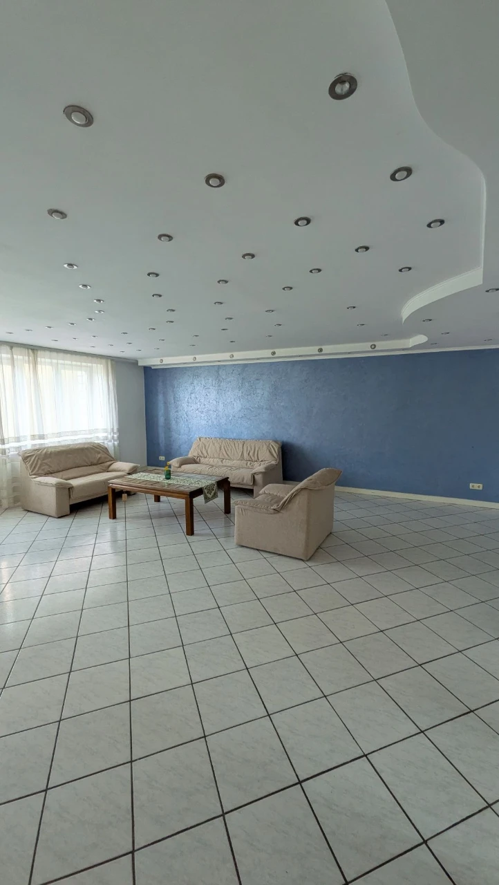 Sale of 4-room apartment St. Grinčenka