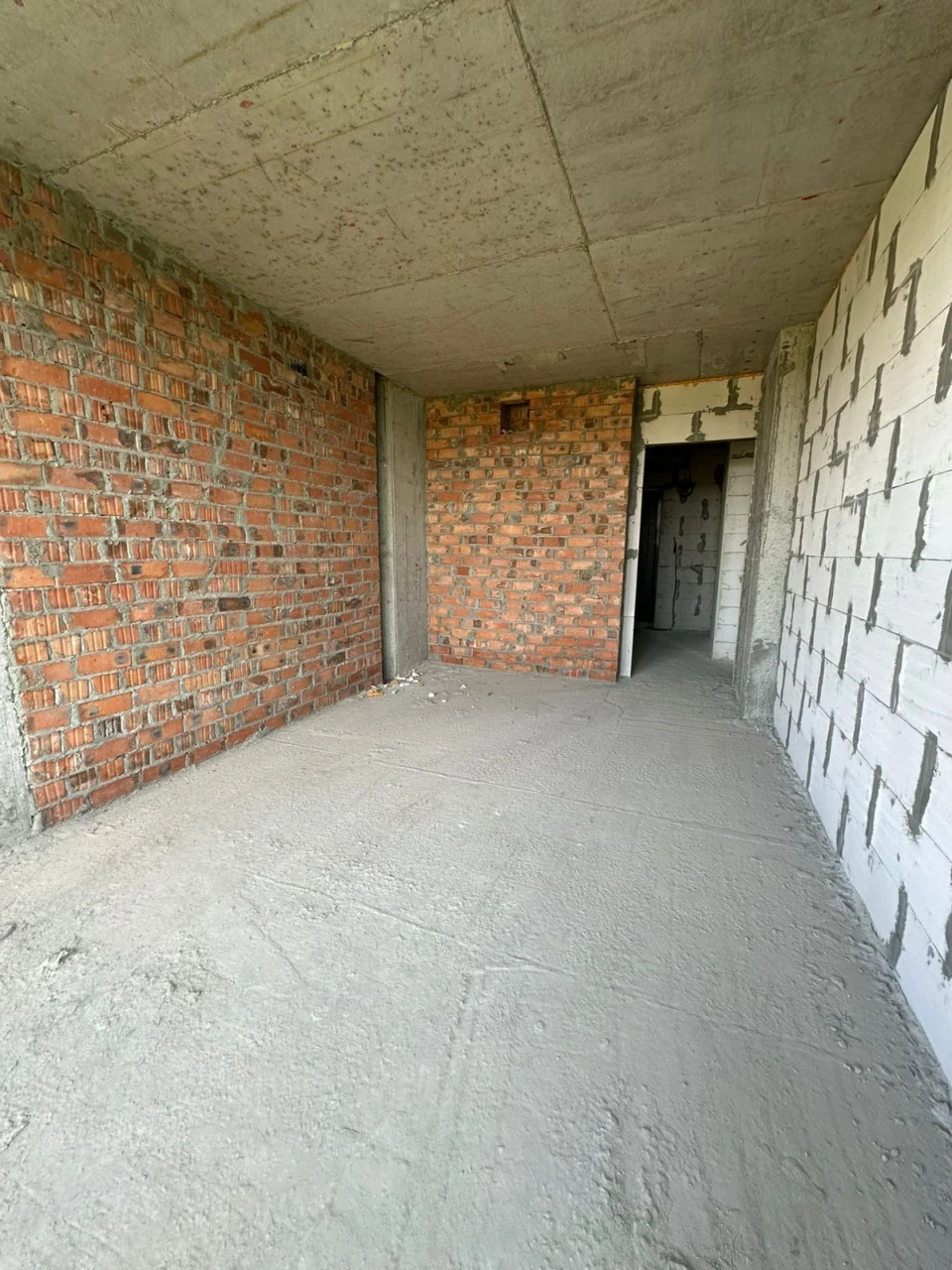 Sale of a 2-room apartment in a new building R2 Residence on