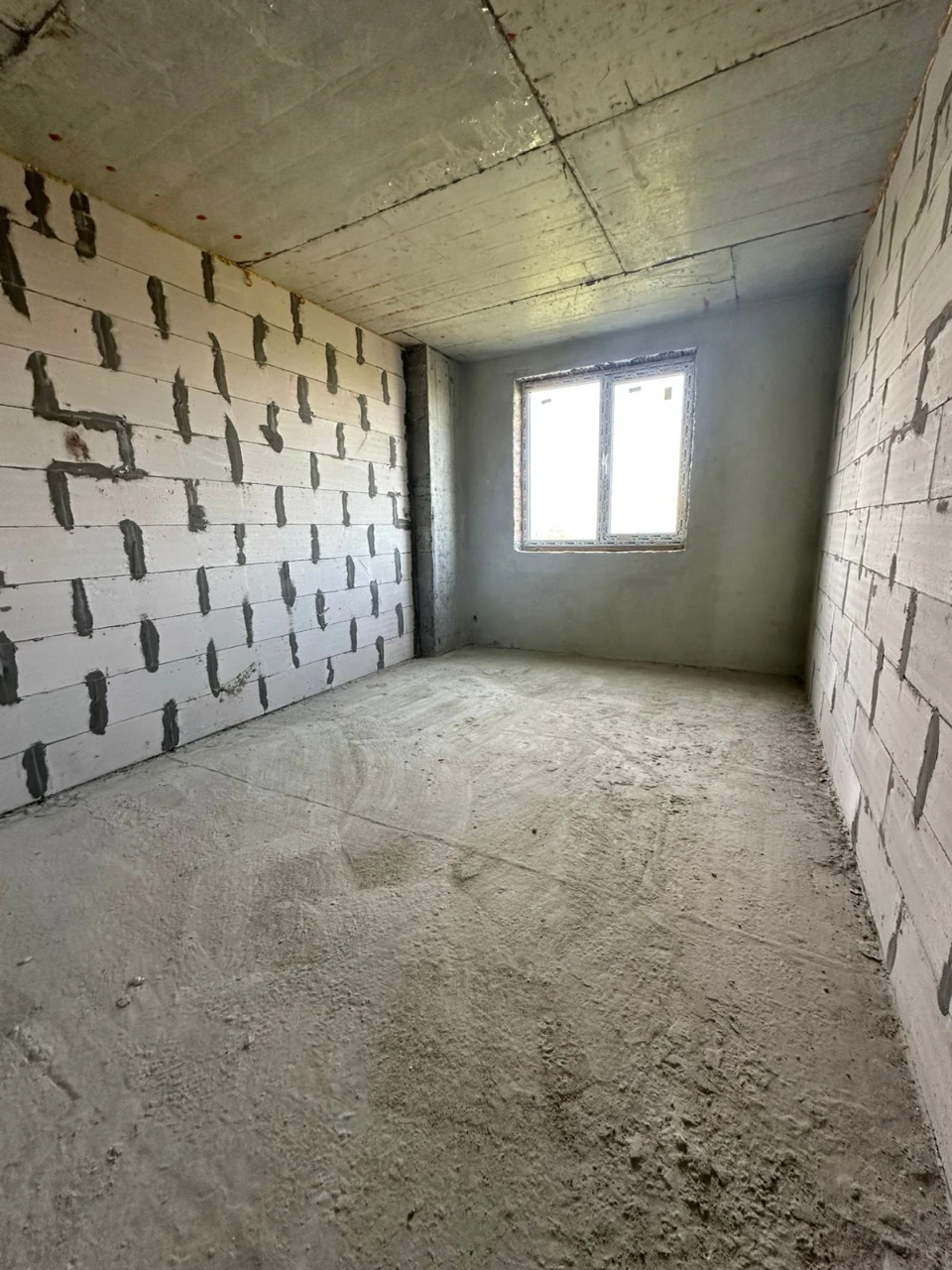 Sale of a 2-room apartment in a new building R2 Residence on
