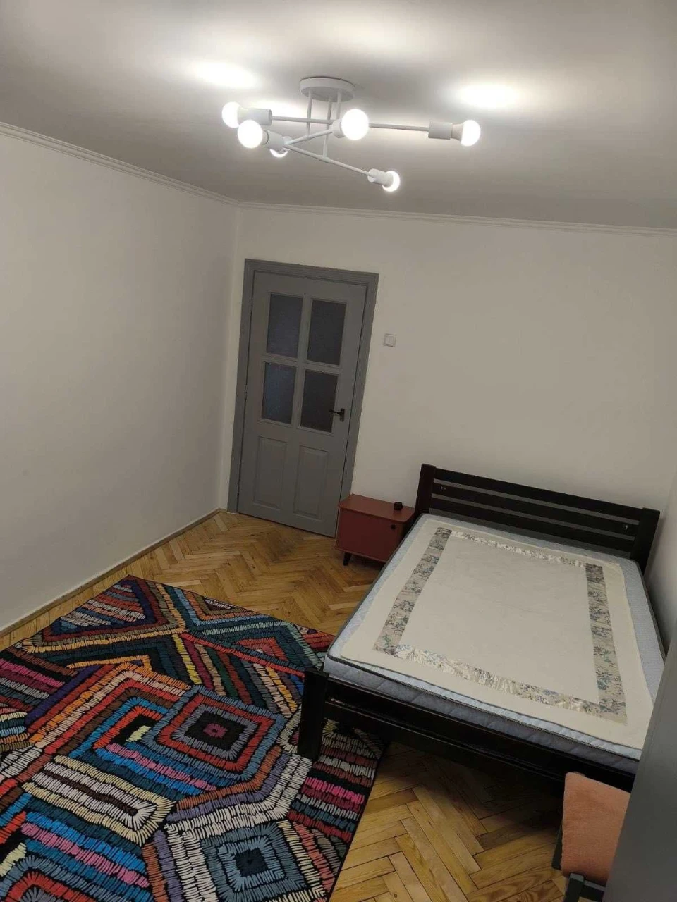1-room apartment on Mazep Street