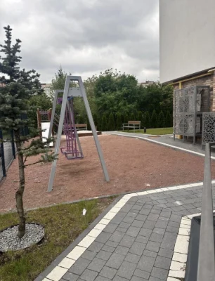 For sale 2-room apartment on вул. Брюховицька