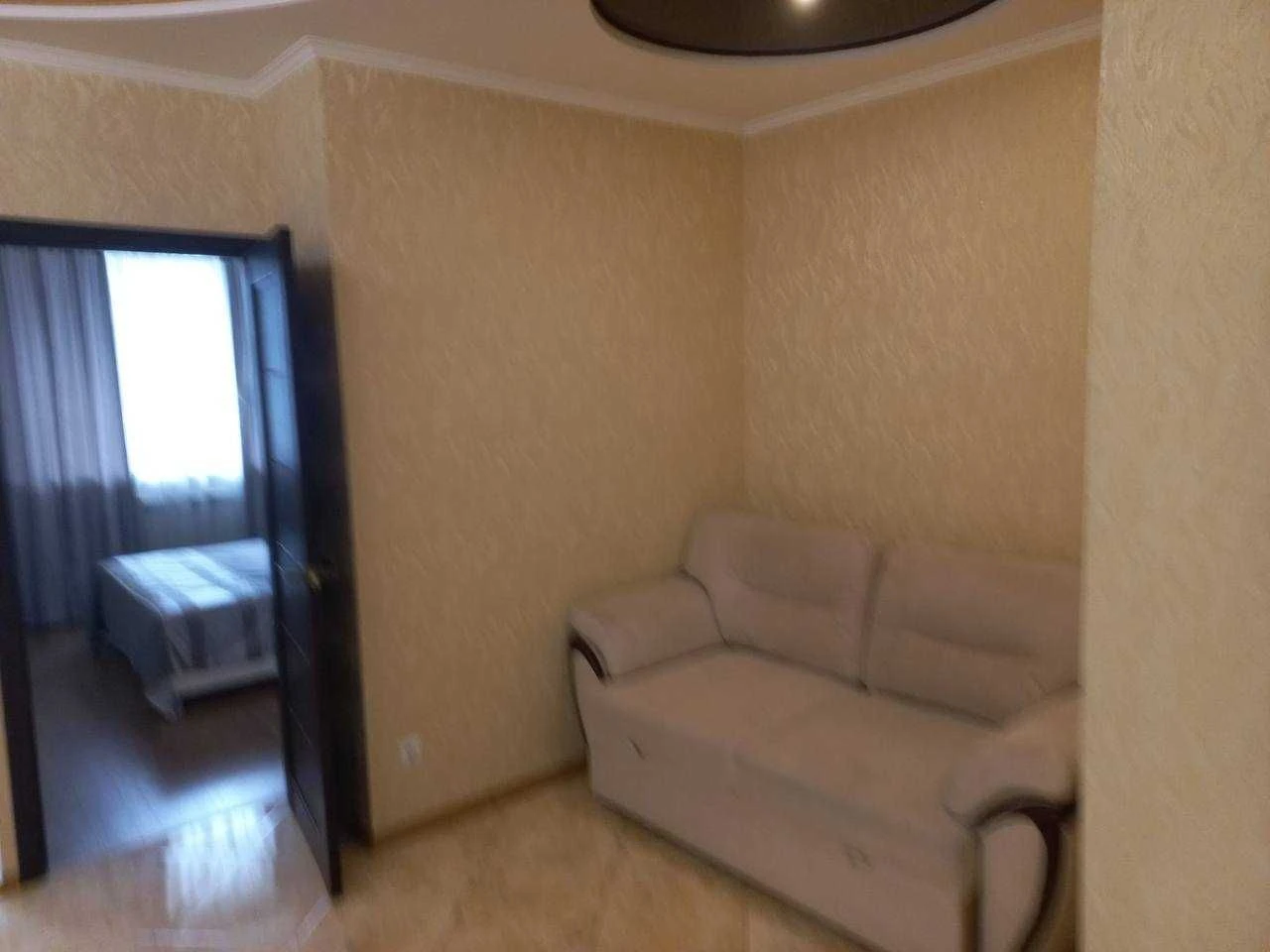 Продаж 1-кімнатної квартири з ремонтом 53м2 по вул. Липинськ