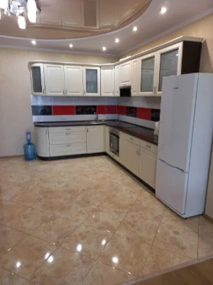 Продаж 1-кімнатної квартири з ремонтом 53м2 по вул. Липинськ
