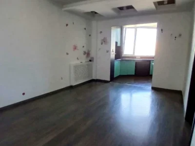 Apartment. Kyiv, Raduzhsky St.
