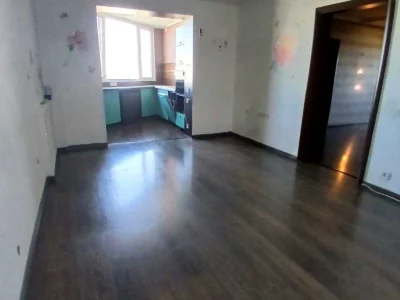Apartment. Kyiv, Raduzhsky St.