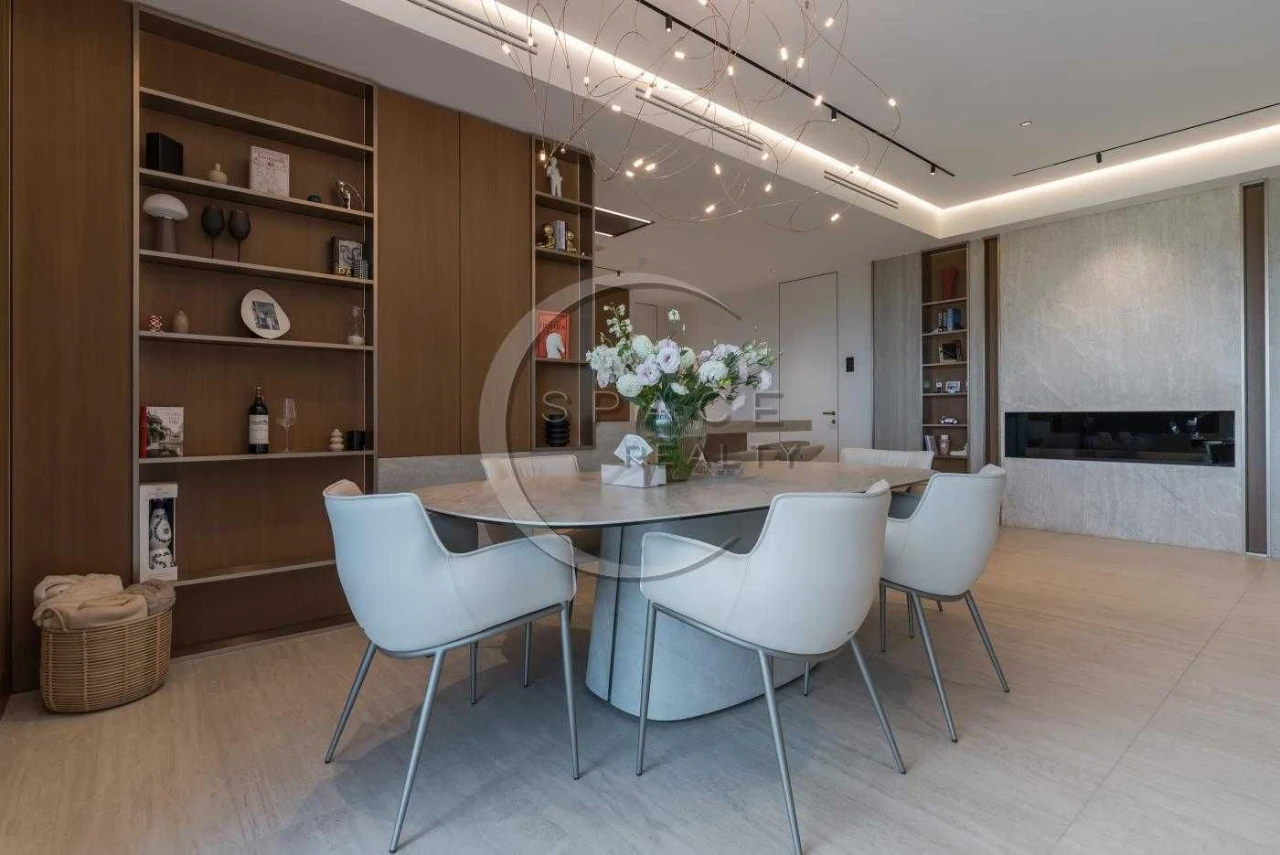Продаж 4 квартир 175 м² ЖК Alter Ego провулок Лабораторний