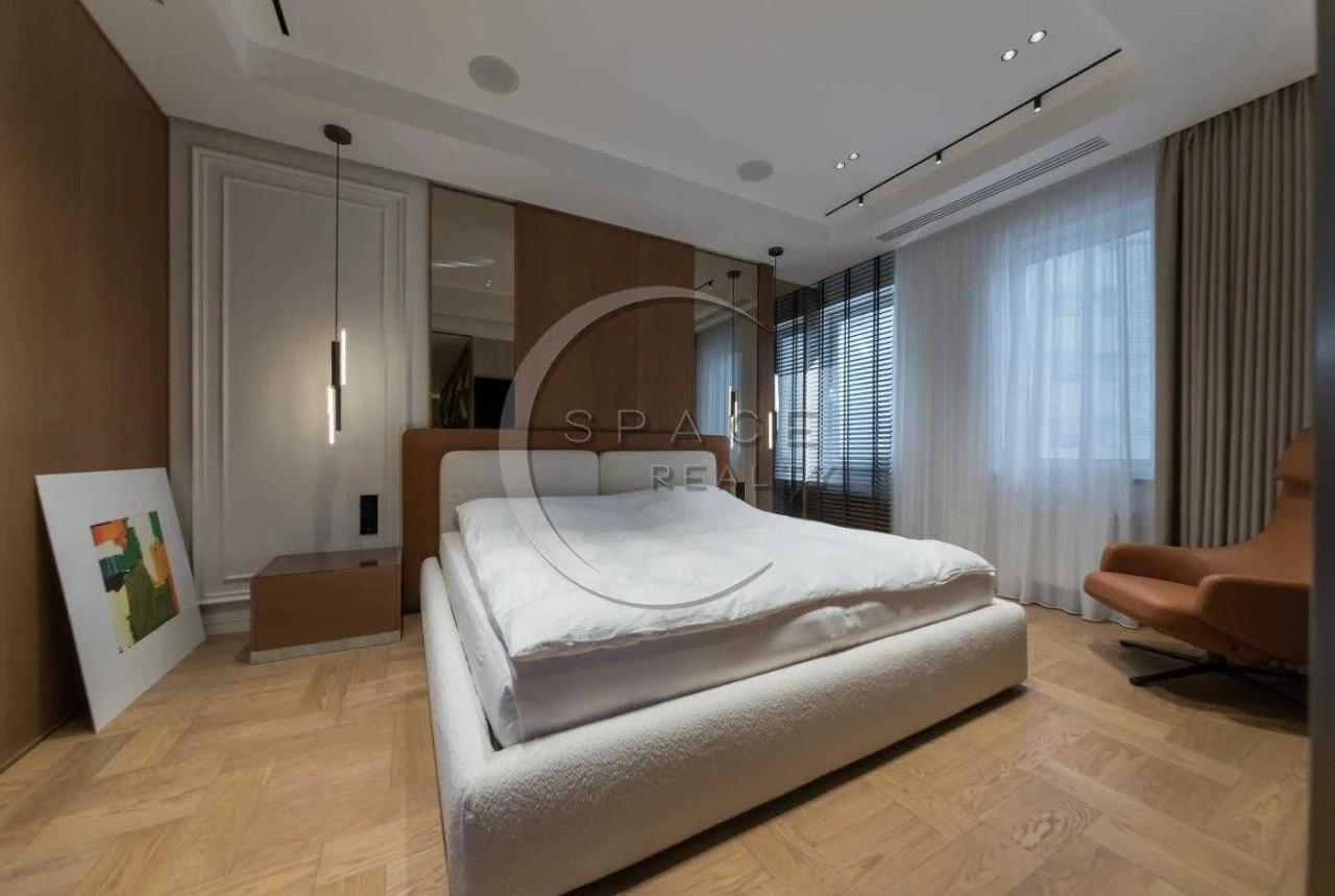 Продаж 4 квартир 175 м² ЖК Alter Ego провулок Лабораторний