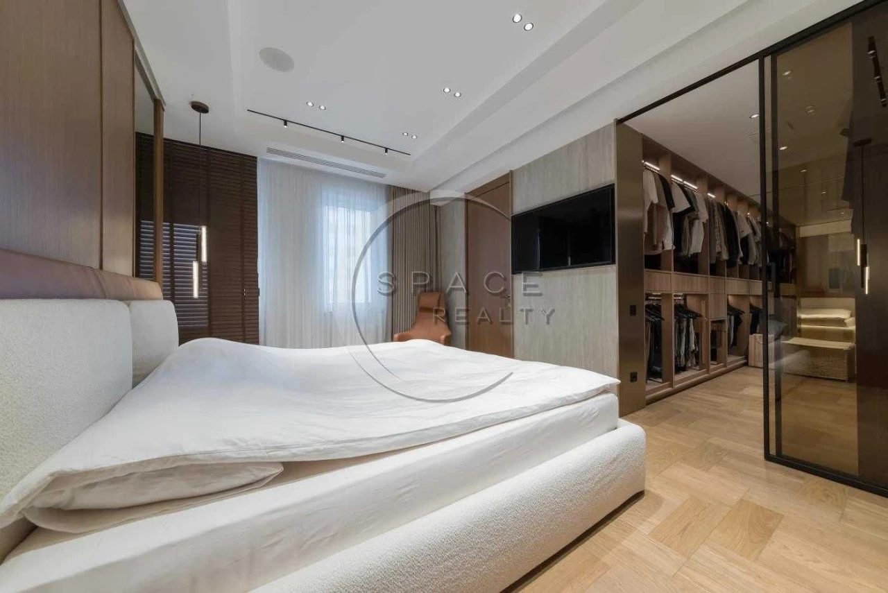 Продаж 4 квартир 175 м² ЖК Alter Ego провулок Лабораторний