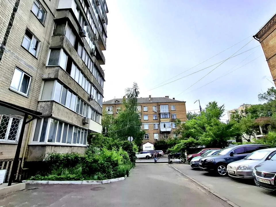 Apartment. Kyiv, Andriia Holovka St.