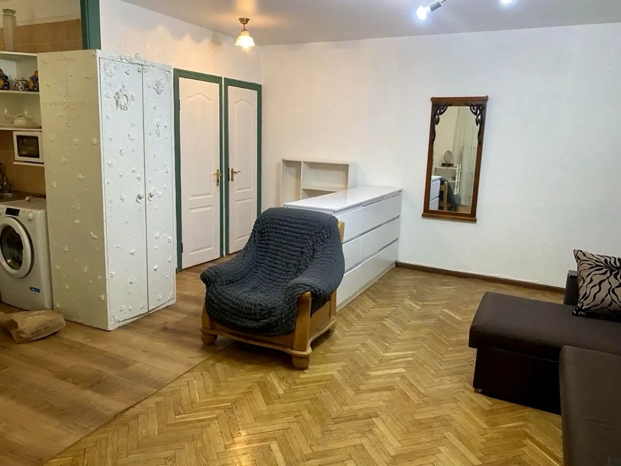 Sale of 1-room apartment 35.6 sq m 2/10 floor