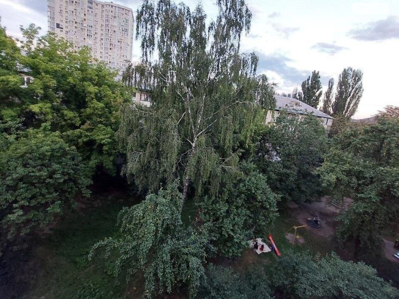 Продаж Квартира Відрадний
