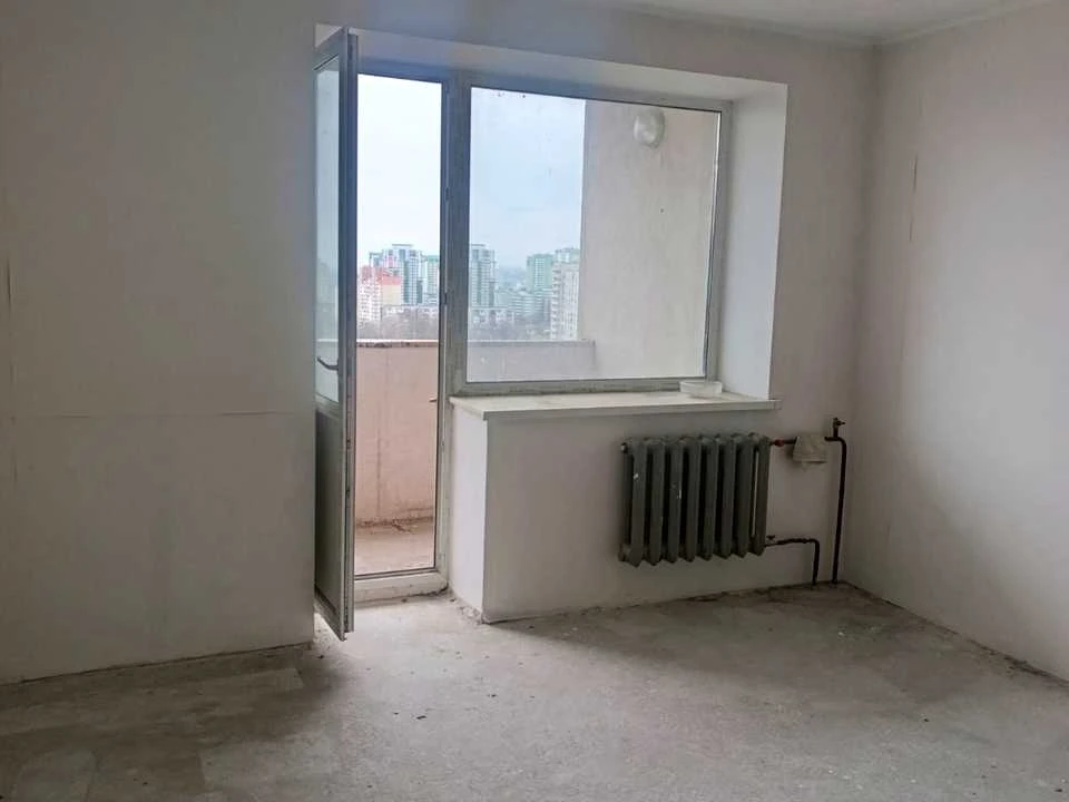Apartment. Kyiv, Gamalievska St.