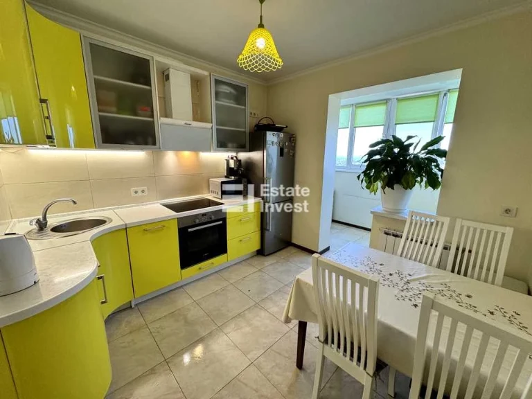 Apartment. Kyiv, вулиця Григорія Ващенка