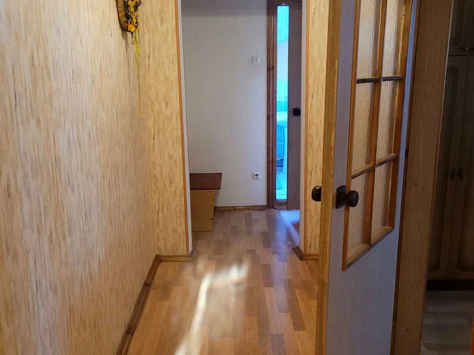 Apartment. Kyiv, Dragomanova St.
