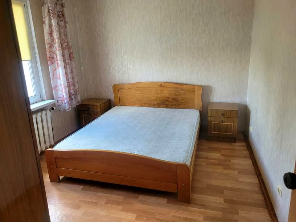 Apartment. Kyiv, Dragomanova St.