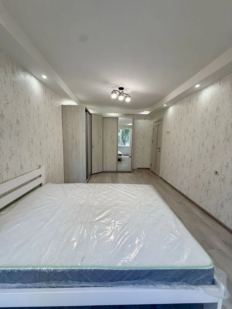 Sale of 1-room apartment, St. Pechenyzka, Tataraka district, new renovation!