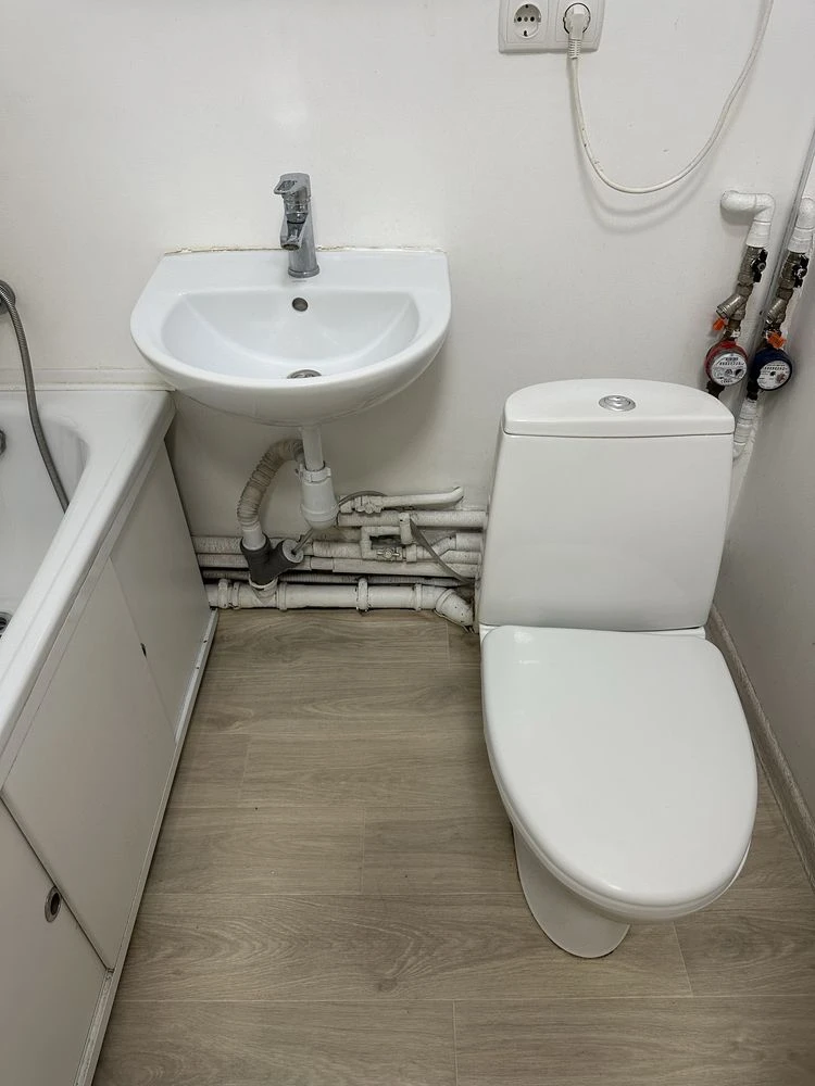 Pechersk 1 room small apartment 22 sq.m. With renovation and furniture