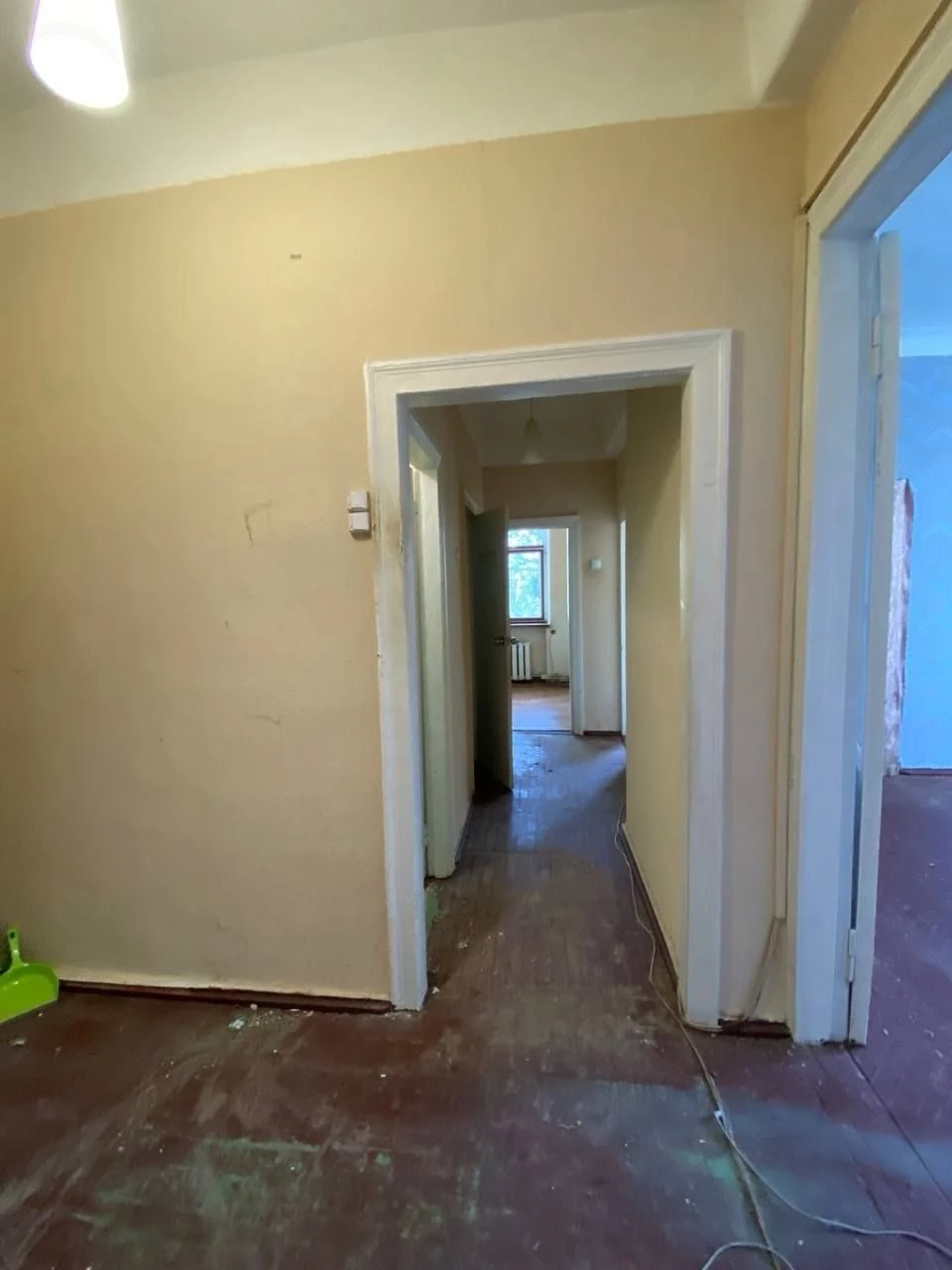 Продам,3х ком.квартиру,вул.Перемоги;85000 дол