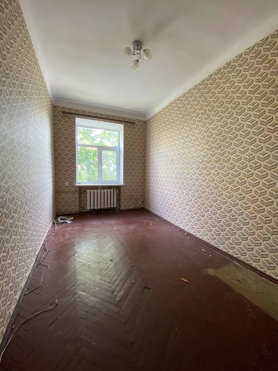 Продам,3х ком.квартиру,вул.Перемоги;85000 дол