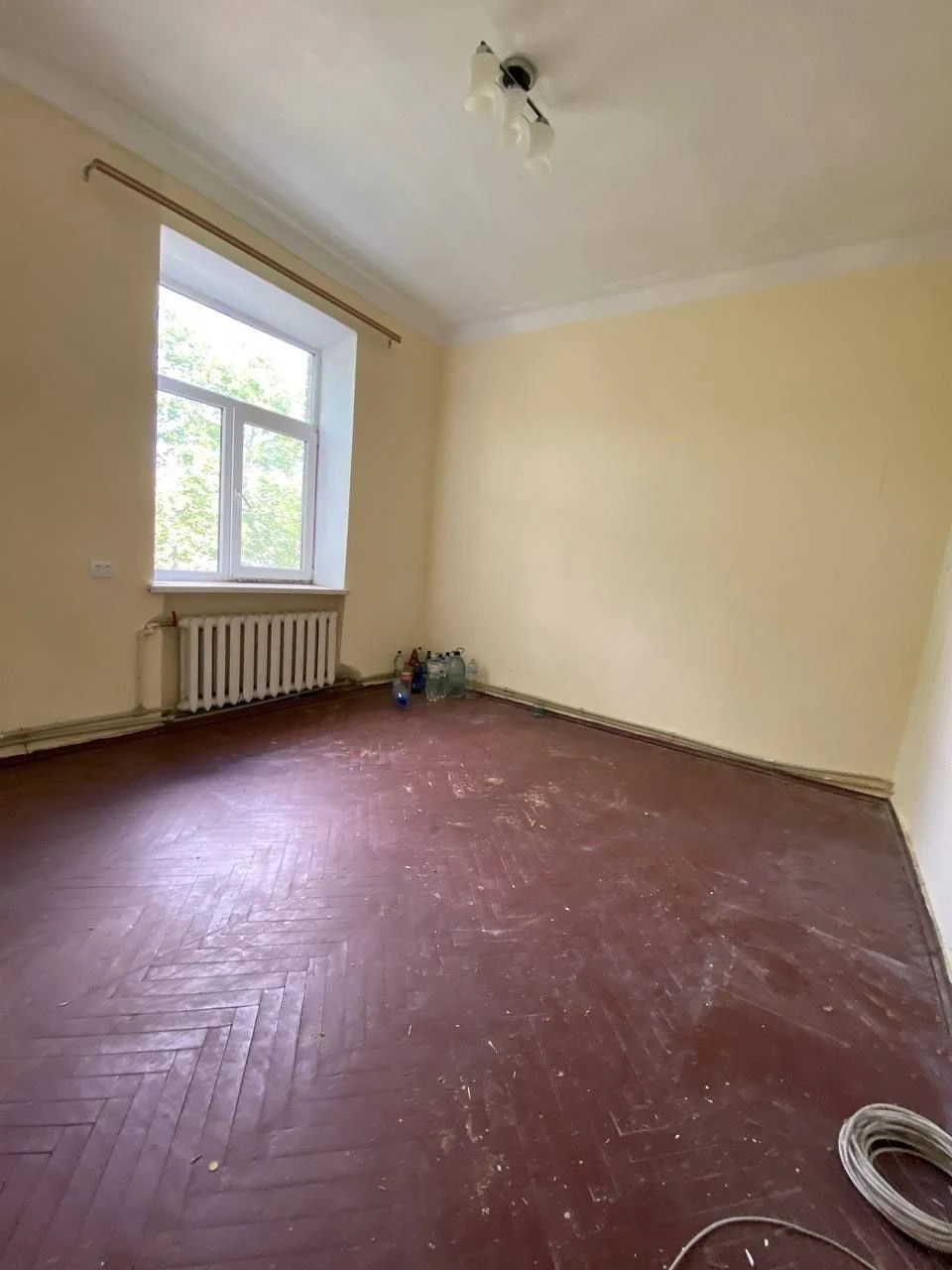 Продам,3х ком.квартиру,вул.Перемоги;85000 дол
