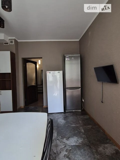 For sale 3-room apartment 117 sq. m on Urlivska Street 11A • ID 3460
