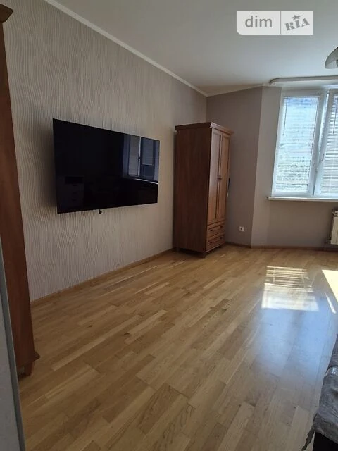 For sale 3-room apartment 117 sq. m on Urlivska Street 11A • ID 3460