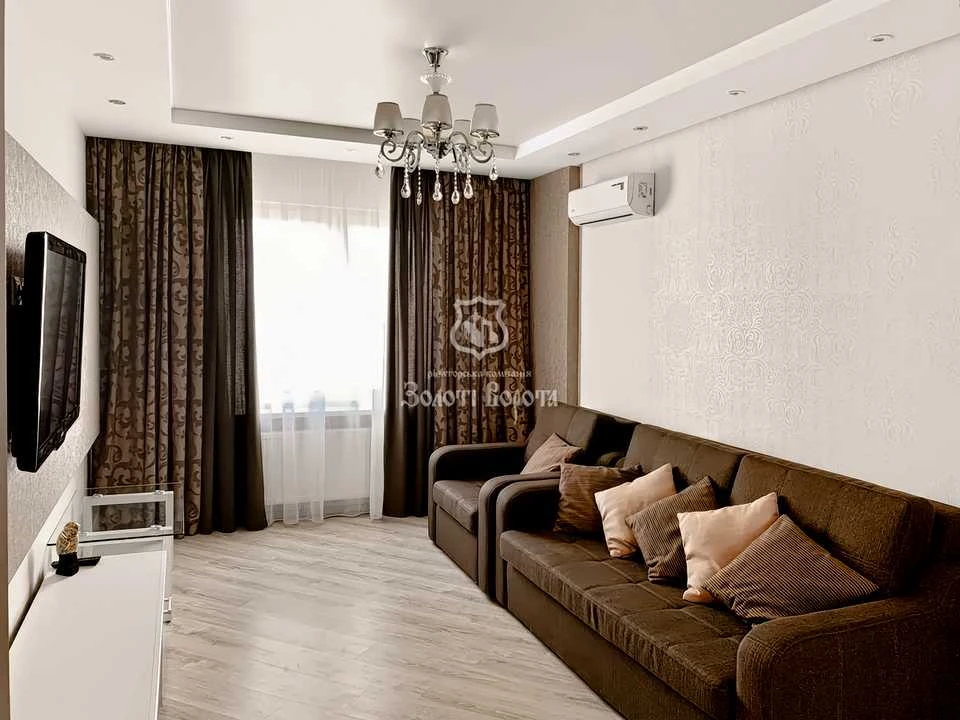 Apartment. Kyiv, Elizabeth Chvadar St.