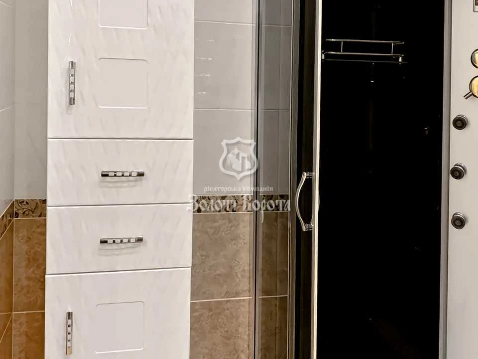Apartment. Kyiv, Elizabeth Chvadar St.
