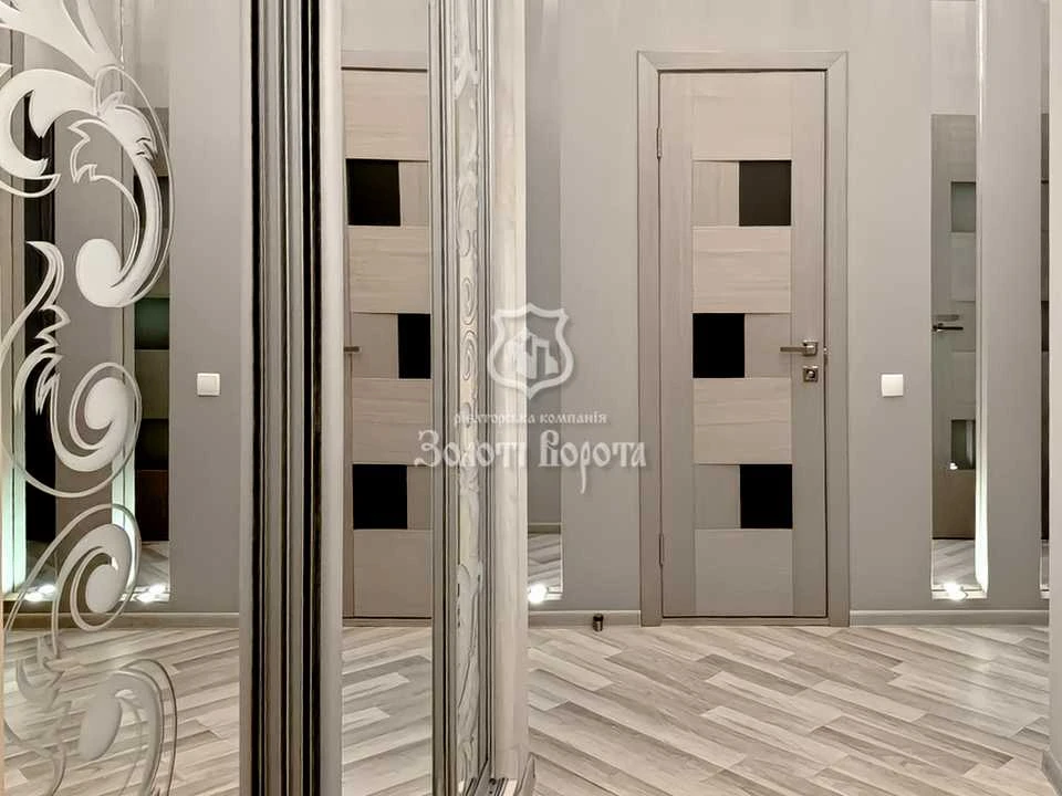 Apartment. Kyiv, Elizabeth Chvadar St.