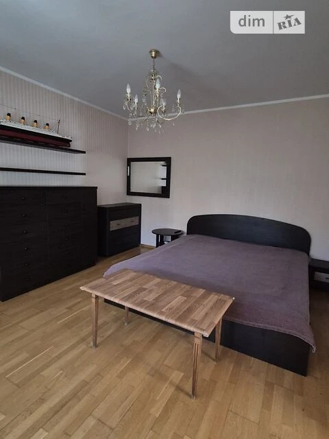 For sale 3-room apartment 117 sq. m on Urlivska Street 11A • ID 3460
