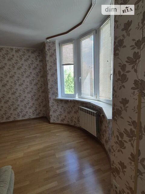 For sale 3-room apartment 117 sq. m on Urlivska Street 11A • ID 3460