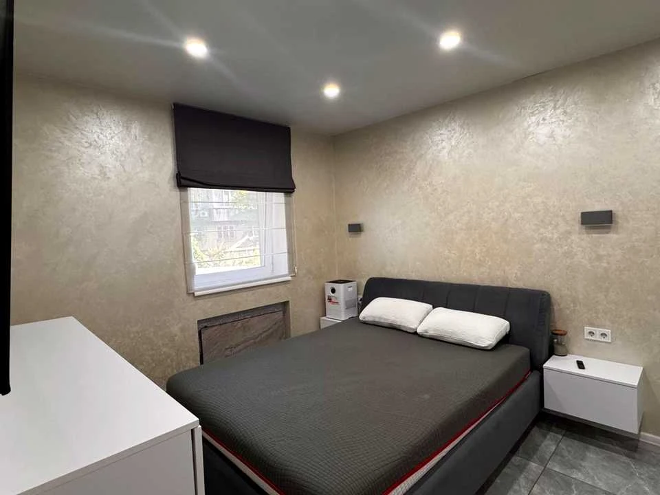 Apartment. Dnipro, Teatralna St.