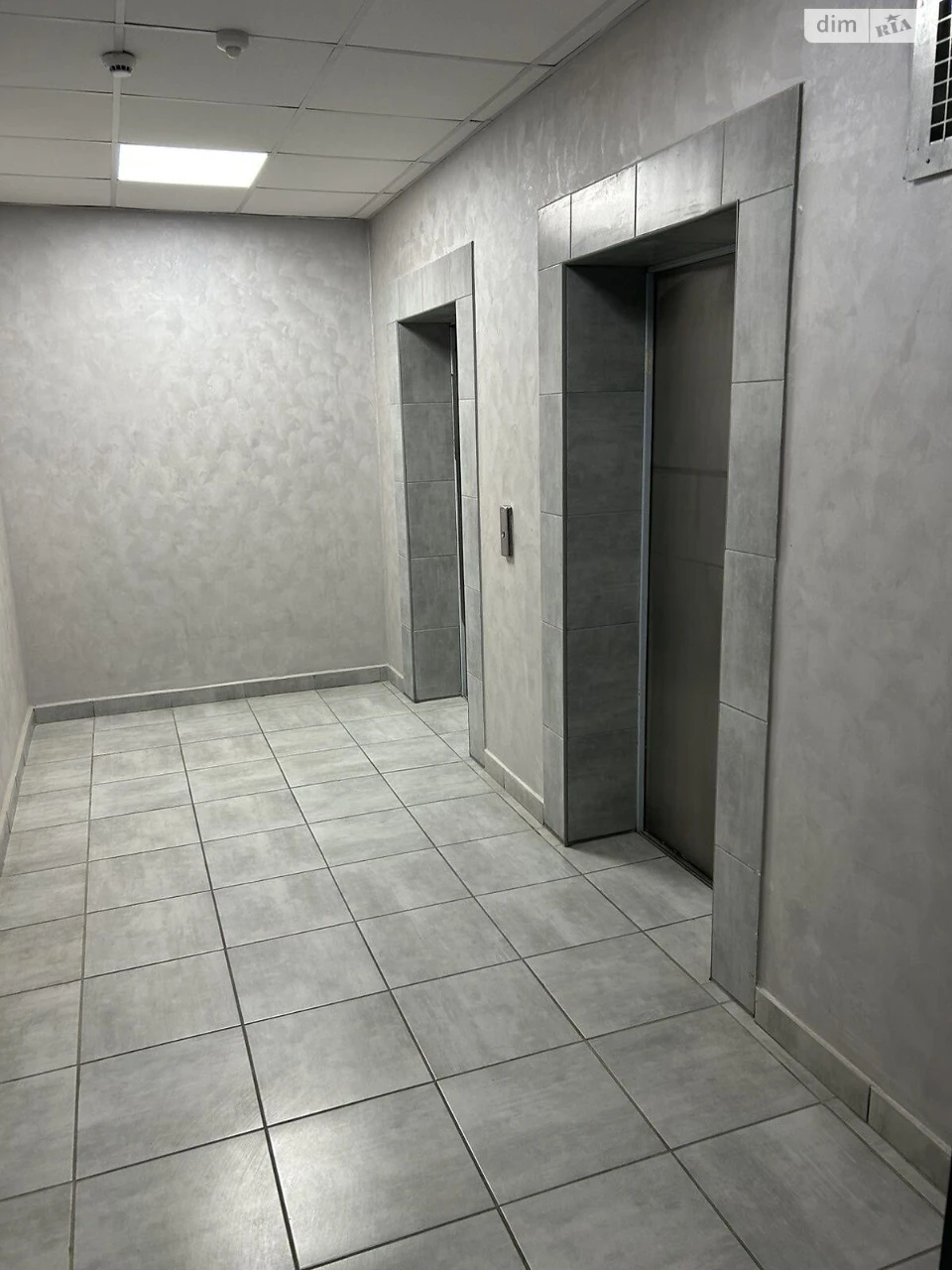 One-Bedroom Apartment Victory-5