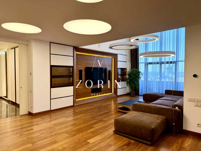 Apartment. Dnipro, Starohozaцька St.