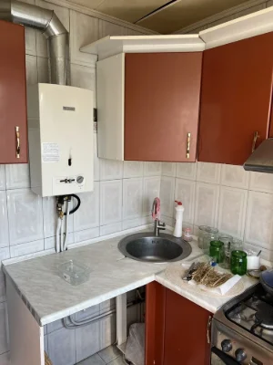 Продам 3 кімнатну квартиру на Пр. Калнишевського (Косіора)