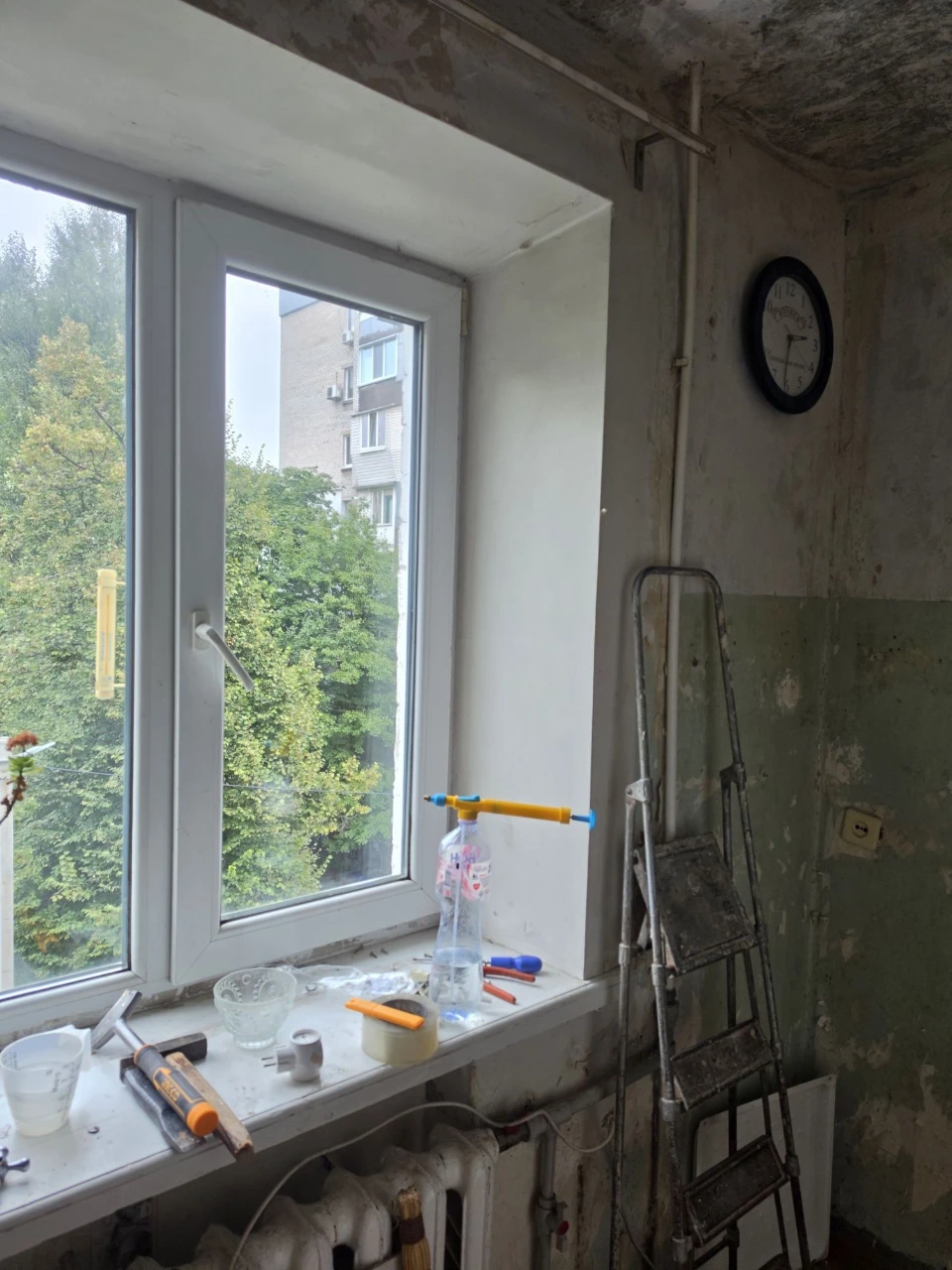 For Sale: 2-room apartment on Titova (Independence) Street, Right Bank of Polya