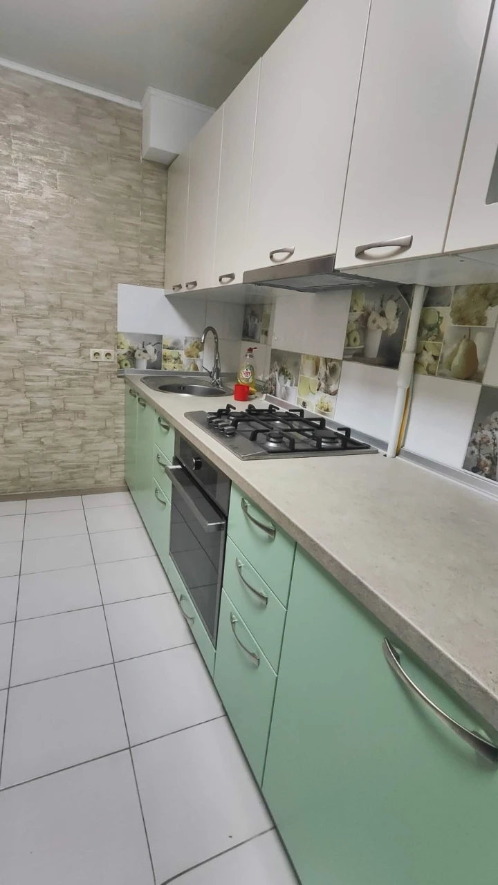 Продам 2к квартиру Покровский