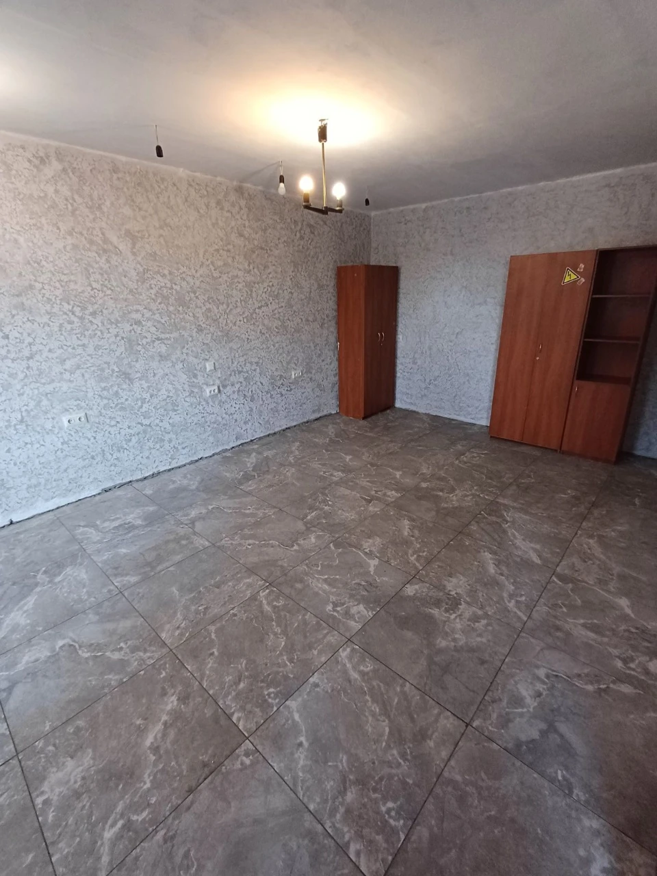 Термінова продажа 1 кімнати на проспекті Тракторобудівників, 20900 у.е.