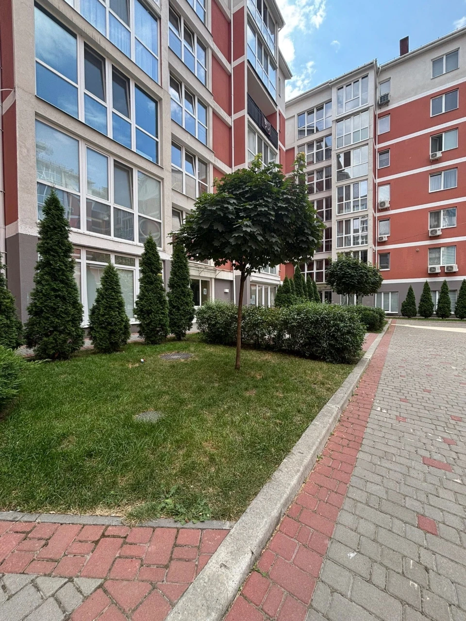Продам 3-кімнатну квартиру в ЖК Олимпийский | Левобережний | 5-й поверх |