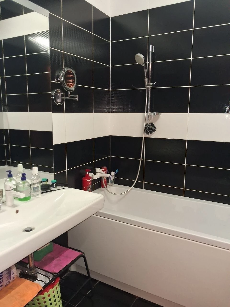 For Sale Apartment on Manuilovsky Prospect 5