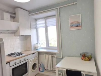 продам 2-к квартиру топовая локация на пр. Дмитрия Яворницко